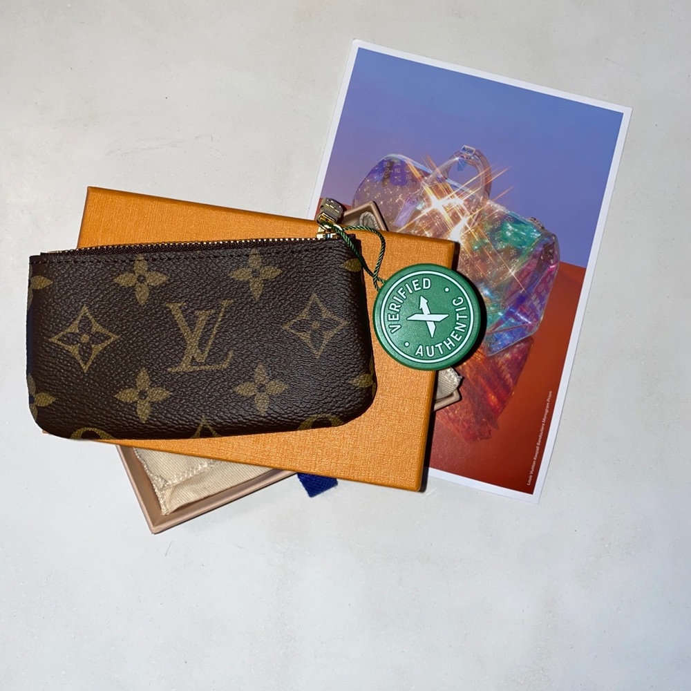 LOUIS VUITTON MONOGRAM KEY POUCH